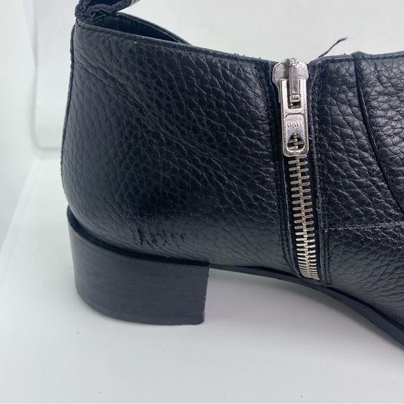 Everlane Boss Boot Pebbled Leather Black - Picture 6 of 10